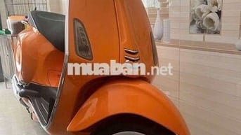 Piaggio Vespa Sprint 125cc màu Cam