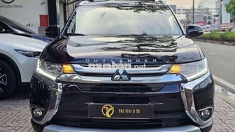 MITSUBISHI OUTLANDER 2.0 PREMIUM SX 2018 ODO 7 VẠN