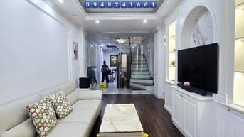 2 NGOẶT TỪ MẶT PHỐ VÀO, XE MÁY TRÁNH THỎA MÁI, TRƯỚC NHÀ NGÕ THÔNG