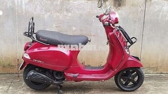 Piaggio Vespa LX 125 Đỏ