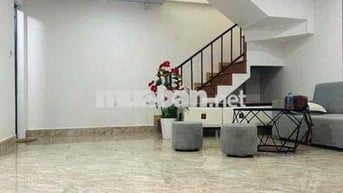 Nhà đẹp Vĩnh Hoàng-Vỉa hè-20m ra phố-33m*2T;MT6m;2N-Hơn 2 tỷ