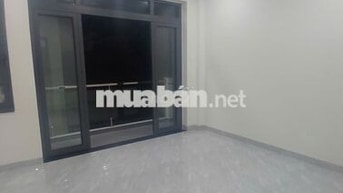 CHO THUÊ NGUYÊN LẦU 1 ( 2 PHÒNG NGỦ ) , GẦN ĐH CÔNG NGHIỆP ( 300M )