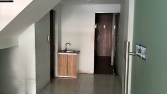 Cho thuê nhà Mặt tiền Đường Nguyễn Huy Tự, Quận 1