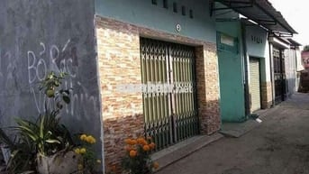 Cần bán căn nhà cấp 4 và 9p trọ dt 210m ngang 10