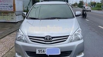 Toyota Innova 2011 G - 160000 km