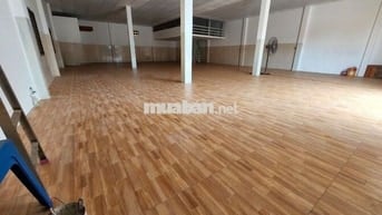 Cho thuê nhà MT Trương Thị Hoa, Dt 12x20m + gác xếp, khu đông dân cư