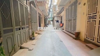 CƠ HỘI HIẾM! 10 TỶ! NHÀ PHƯƠNG MAI - ĐỐNG ĐA: 40M², 5 TẦNG - GẦN Ô TÔ.