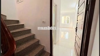 BÁN NHÀ RIÊNG 5 TẦNG - ĐƯỜNG TÂN TRIỀU - DT31M2 -FULL NỘI THẤT ,ÔTÔ ĐC