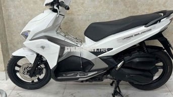 AB 125 trắng đen máy rin xe cực kỳ đẹp