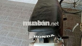 Honda Win 100 màu trắng den