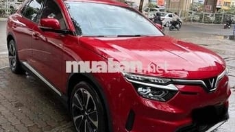 VF8 Plus thuê pin tiên phong - Xe dân dùng