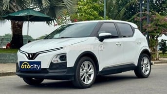 VinFast VF5 Plus 2024 - Màu trắng - 3vkm - Mua pin