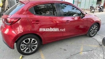 Mazda 2 2016 1.5 AT Hatchback - 100000 km
