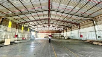 CÒN 2 KHO TROINGS CẦN CHO THUÊ  1200m2 và  2300m2 TẠI THUẬN AN