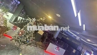 kẹt tiền ăn tết cho thuê mặt bằng đẹp