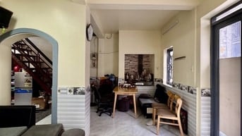  Như biệt thự - Nhỉnh 5 tỷ - 2 tầng 4pn - gấp bán.