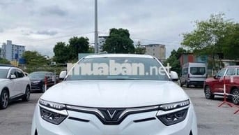 VinFast VF 8 Plus 2023 Trắng Nâu