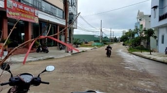 XÃ LỖ đất 2 mặt tiền VIP 143m2 (2tỷxx) nhà hàng HOÀNG LONG DIÊU TRÌ