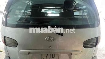 Hyundai Starex Van 800kg 2005 - 400000 km