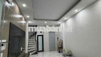 Đống Đa -35m x 5 Tầng - Thang Máy -Mới Koong