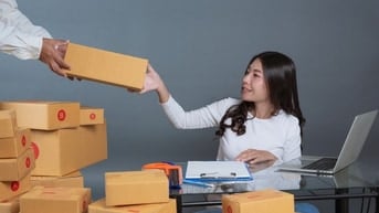 cần gấp nhân viên phụ kho đóng gói 