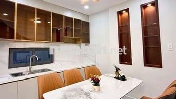 HXH 2 Mặt Tiền 5 tầng Ngang 5,6m Sổ Đẹp Chủ Bao Sang Tên