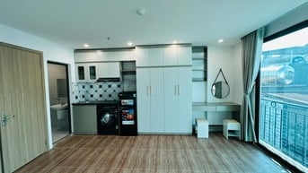 Bán nhà Lạc Long Quân, 100m2, 7 tầng thang máy, ngõ thông, ô tô qua