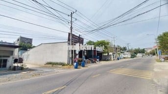 Nhà mặt tiền + nhà yến 3,5 lầu giá thỏa thuận