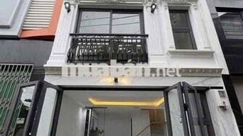 Bán nhà 4 tầng mới, hẻm xe tải Ngô Đức Kế – sát mặt tiền