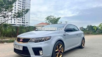 Kia Cerato Koup 2.0 AT 6 Cấp 2 cửa 5 Chỗ Rất Đẹp