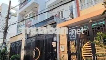 Nhà Ngay chợ Bình Thành DT(4*19)  Nằm trong kdc Vĩnh Lộc B