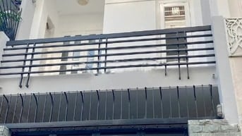 Bán nhà hẻm êm Nguyễn Trọng Tuyển, P1, Tân Bình, 2,65 tỷ, sổ riêng !!