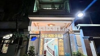 Cho thuê nhà diện tích rộng. Gò Vấp