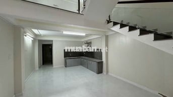 Cho thuê nhà 4 tầng, 5 phòng, vệ sinh khép kín, mới sạch sẽ