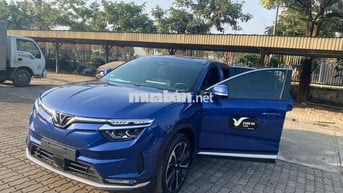 VinFast VF8 Plus Xanh dương 2023