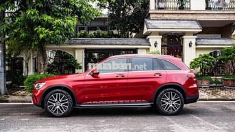 Mercedes-Benz GLC200 4Matic 2022 Đỏ
