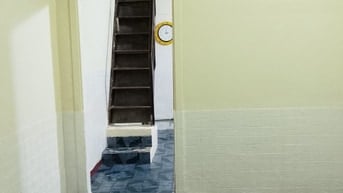 Cho thuê nhà nguyên căn trong hẻm 1054 CMT8