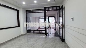 NHÀ HẺM XE TẢI CÁCH TRƯỜNG CHINH 70M NỘI THẤT CƠ BẢN 3MÁY L.