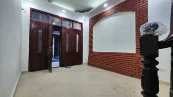 Cho thuê nhà phố Ngọc Khánh Ba Đình hợp ở, làm VP 