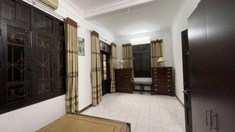 Cho thuê nhà ngõ 50 trung văn 65m x4T ô tô đỗ cửa