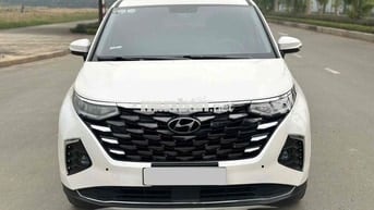 Hyundai Custin 2023 1.5Tubo Trắng 4 Vạn Tiêu Chuẩn