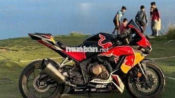 Honda CBR650 Đỏ Đen Vàng