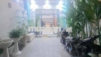 Nhà diện tích khủng mặt tiền đường lớn  ngay Thạnh Xuân 52