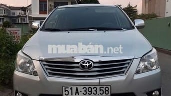 Toyota Innova 2012  - 235000 km