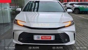 Toyota Camry 2024 2.0Q - 16000 km - vay 75%