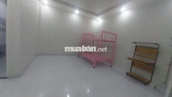 Còn 03 phòng trống, ưu tiên sv, nhân viên VP