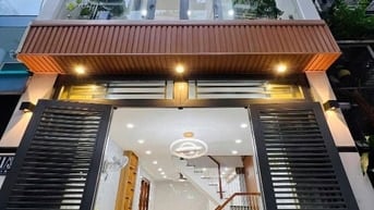 Giá 2tỷ190 còn bớt lộc, cần bán nhà ngay Phổ Quang, P2, Tân Bình 48m2