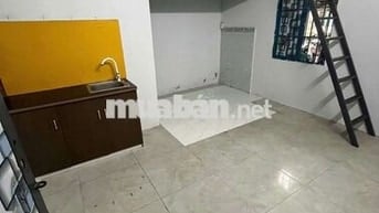 Cho thuê phòng rộng gác cao sẳn máy lạnh