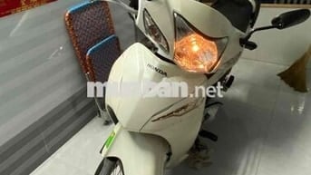 mình cần bán xe wave alpha 2022 tem vàng