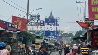 Cho Thuê MBKD  nhà Nguyên căn NGAY CHỢ Thú nhồi bông, Đường Trần Thị D